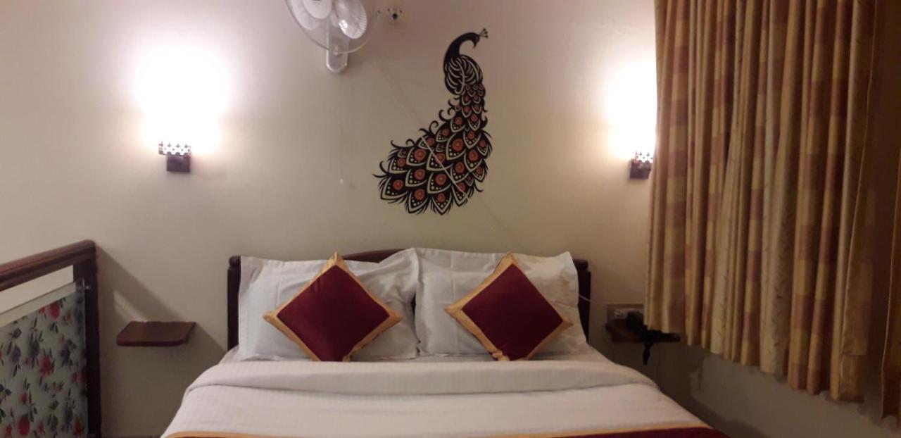 New Jaganmohana Comforts Mysuru Zewnętrze zdjęcie