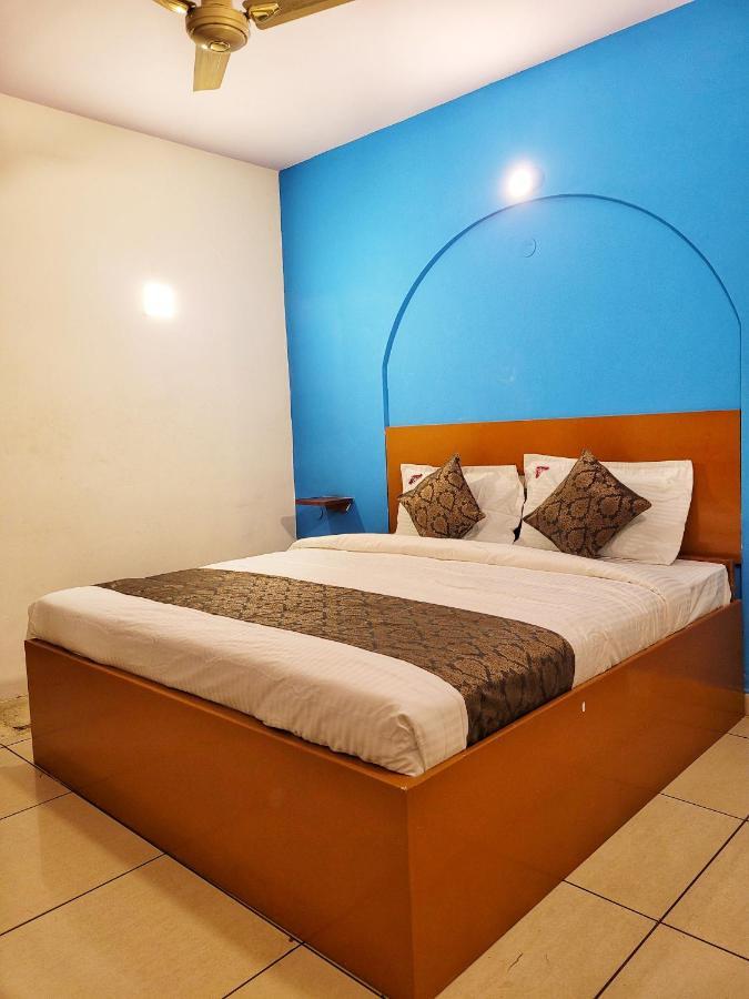 New Jaganmohana Comforts Mysuru Zewnętrze zdjęcie