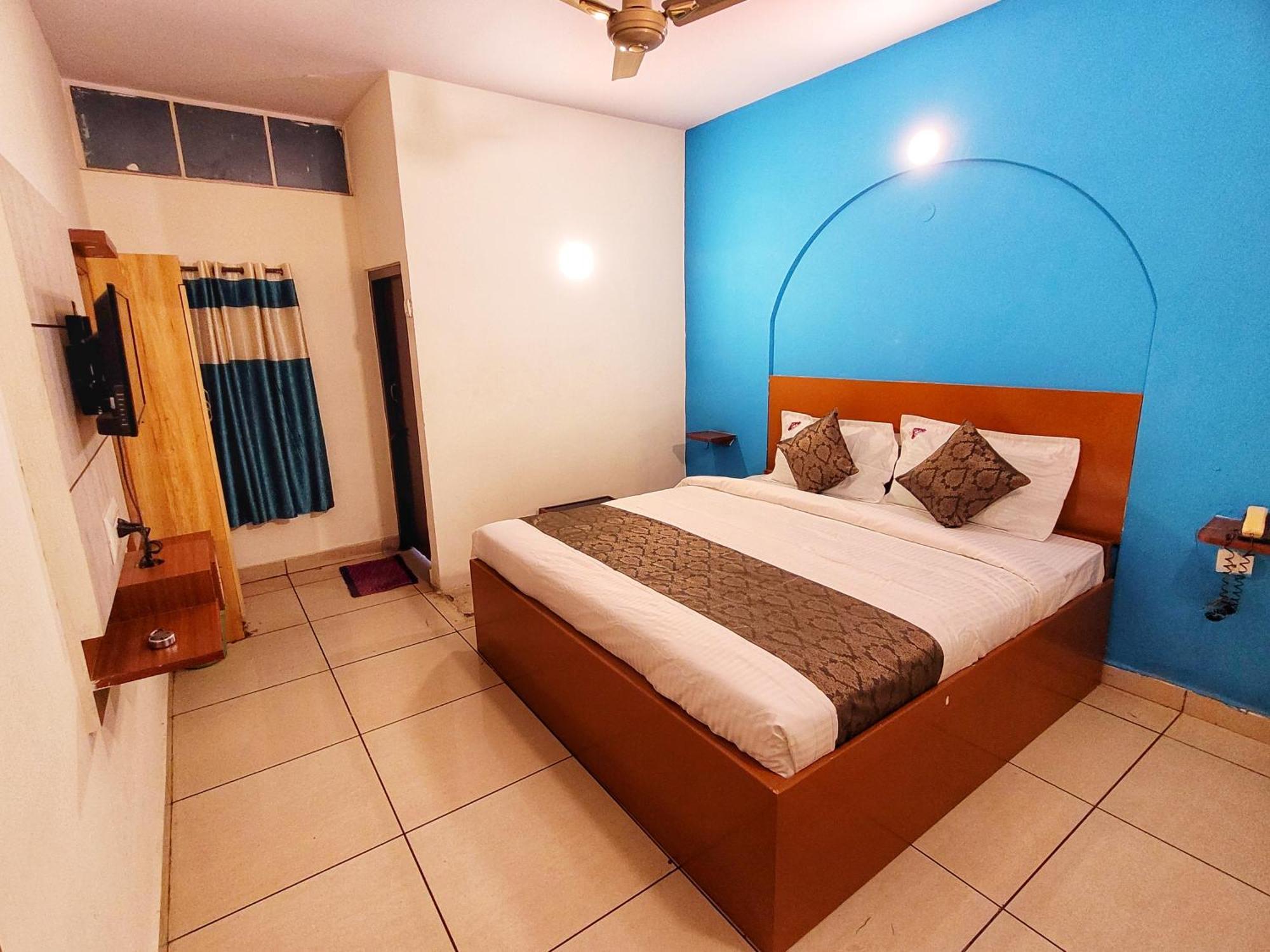 New Jaganmohana Comforts Mysuru Zewnętrze zdjęcie